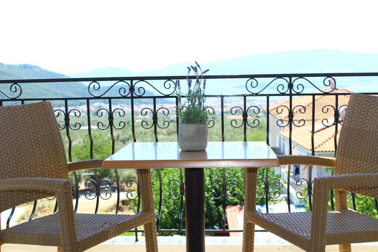 Hotel Defkalion Alli Meria 外观 照片